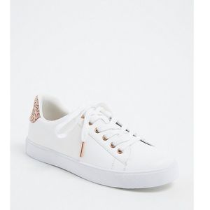 Torrid 7.5 Rose gold sneakers